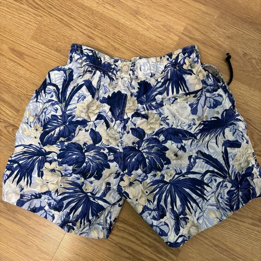 H&M Patterned Swim Shorts Trunks Mens XS‎ Tropical Hawaiian Beach